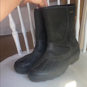 Ugg winter boots